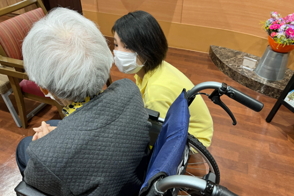 これから介護の資格も取りスキルアップを目指していきたいです｜静岡市 介護職員の声 イメージ
