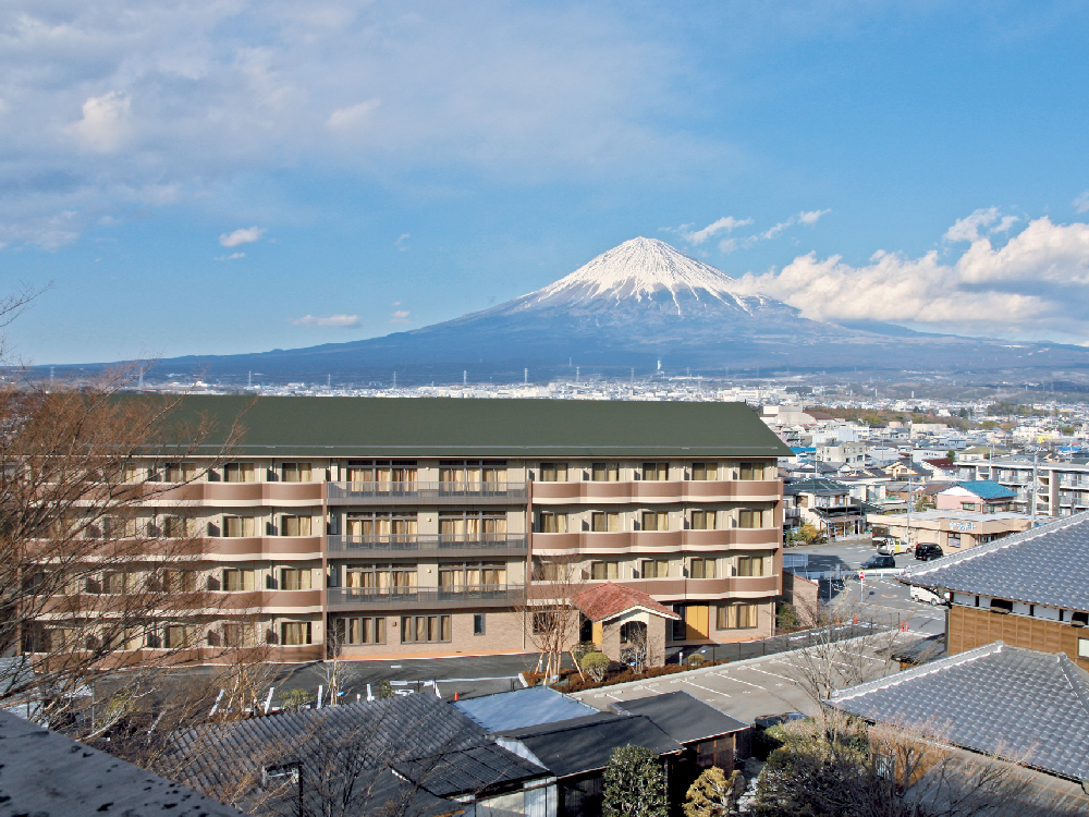 【富士宮市泉町】＜紹介予定派遣⇒正社員＞介護付き有料老人ホーム ふるーら泉 イメージ