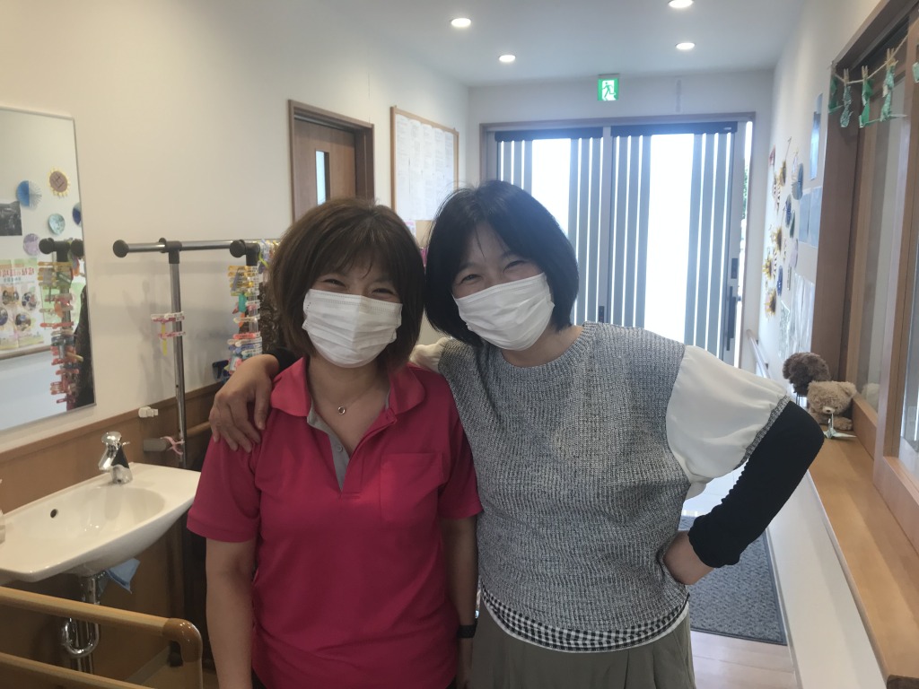 先輩社員写真