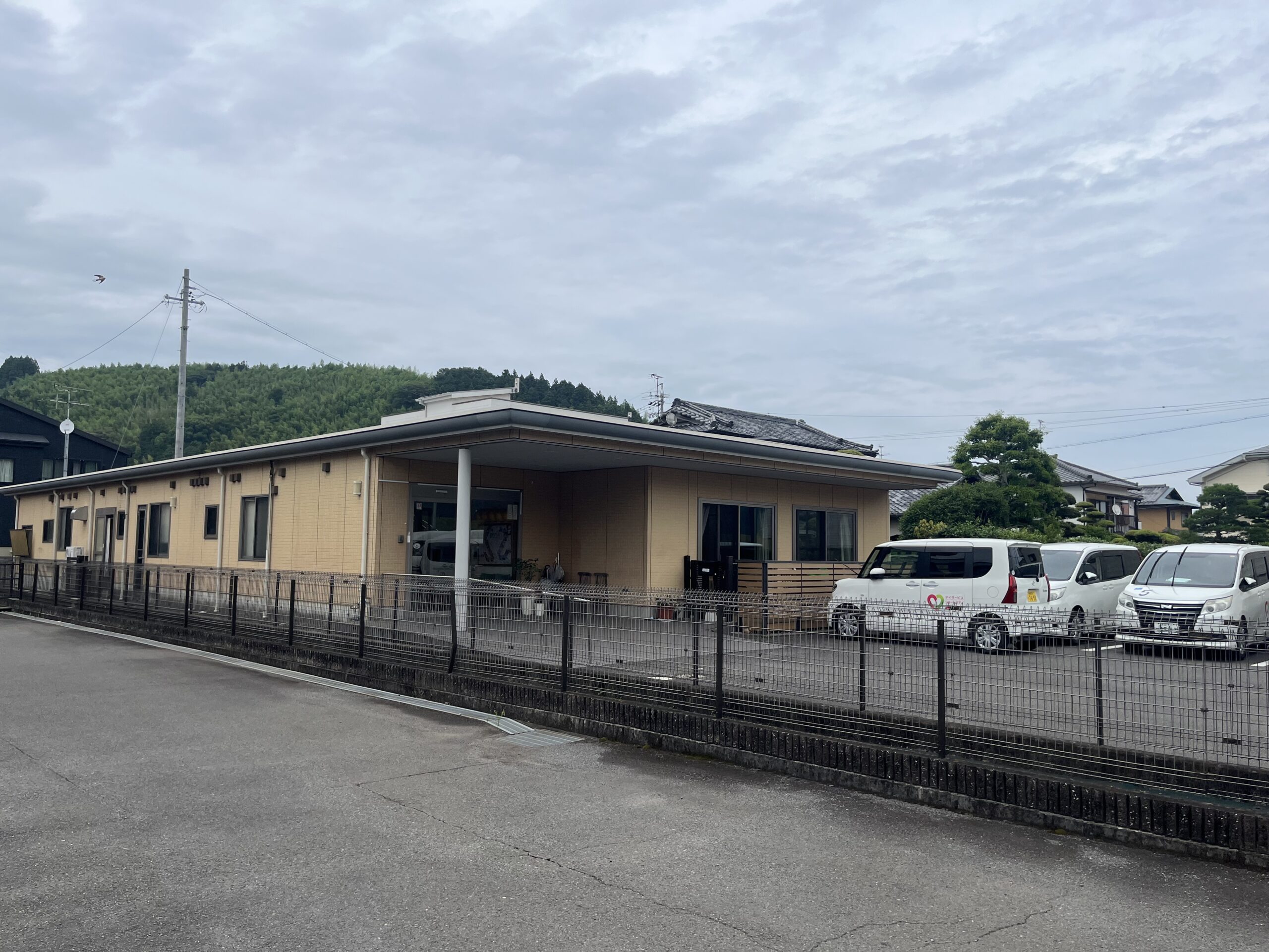 【静岡市葵区】＜派遣＞デイサービスつなぐ｜介護職 イメージ