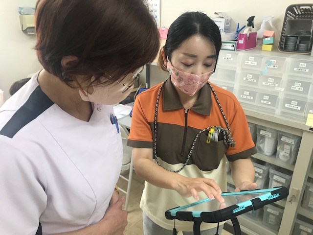 【裾野市御宿】＜派遣＞介護付有料老人ホームアレンジメントケア裾野｜介護職 イメージ