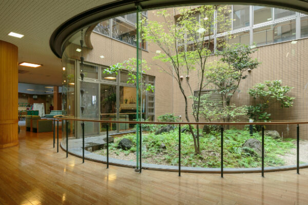 【静岡市駿河区】＜正社員＞特別養護老人ホーム 久能の里｜介護職 イメージ