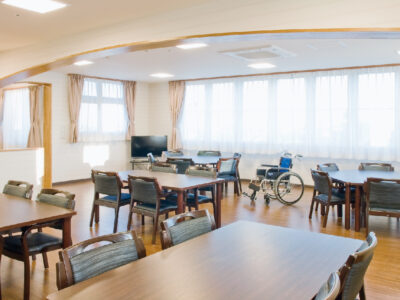 【島田市東町】＜派遣＞有料老人ホーム でらいと島田｜介護職 イメージ