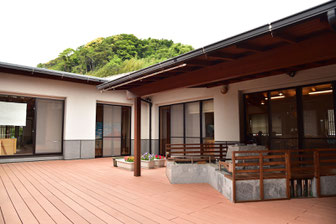 ケアかんばら　露天足湯
