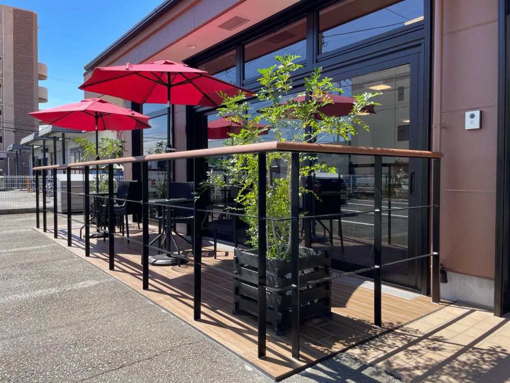 カフェリハ沼津開北 テラス