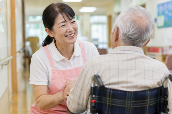 家庭と両立しながら介護職へ復帰｜登録者の声 イメージ