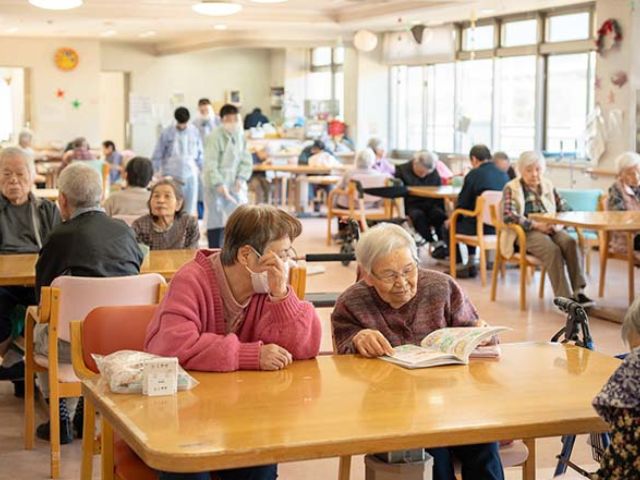 オレンジシャトー富岳　職場の様子